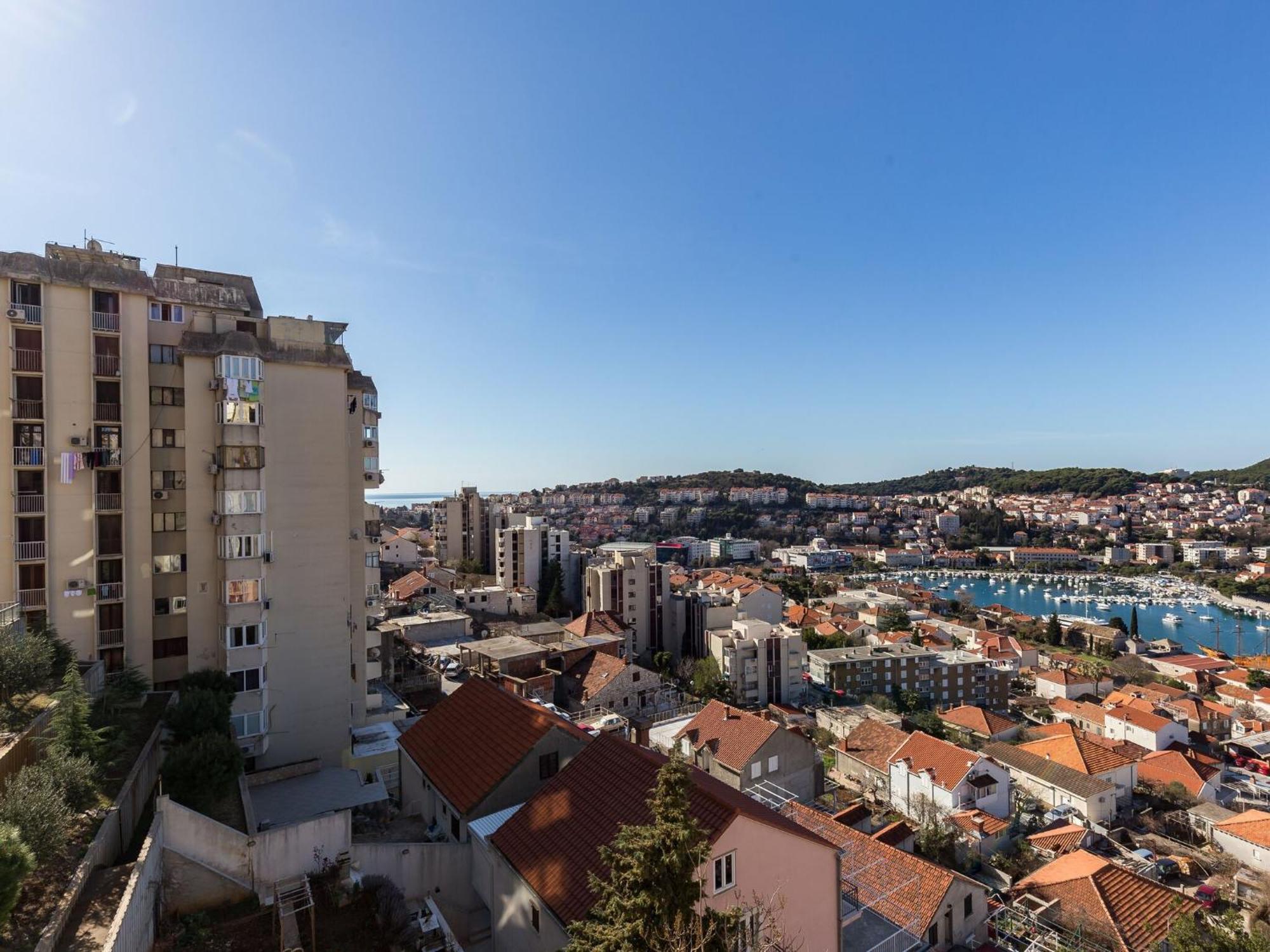 Apartment Brajkovi - One Bedroom With Loggia And Sea View